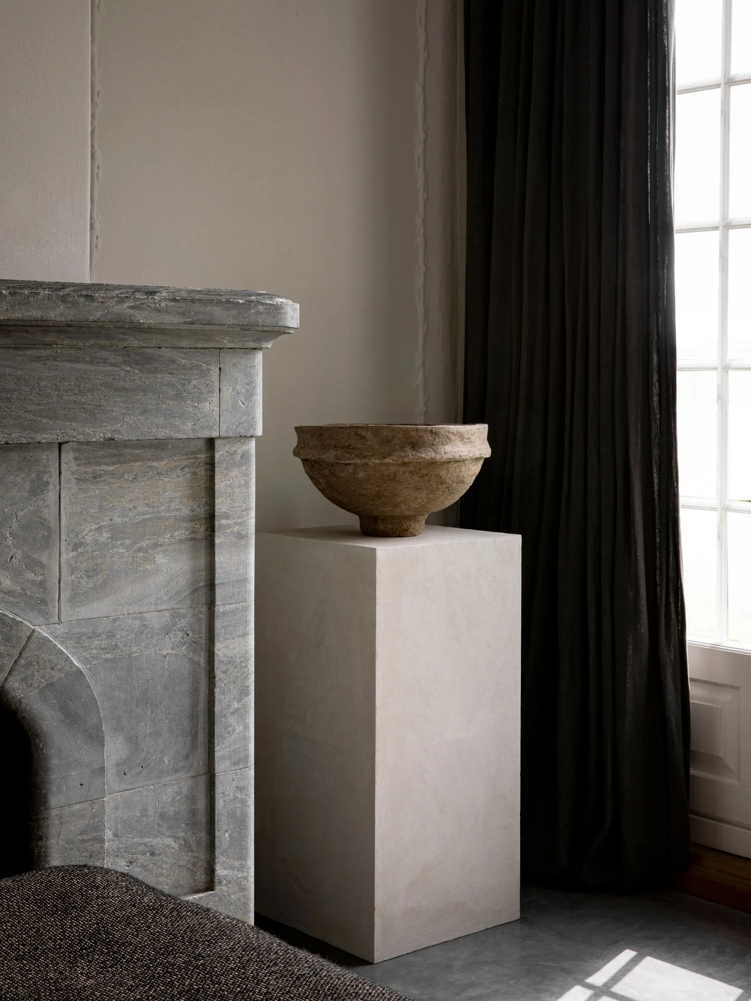 Sculptural Decor and Quiet Elegance: Countryside Cottage Designer in Denmark - 9
