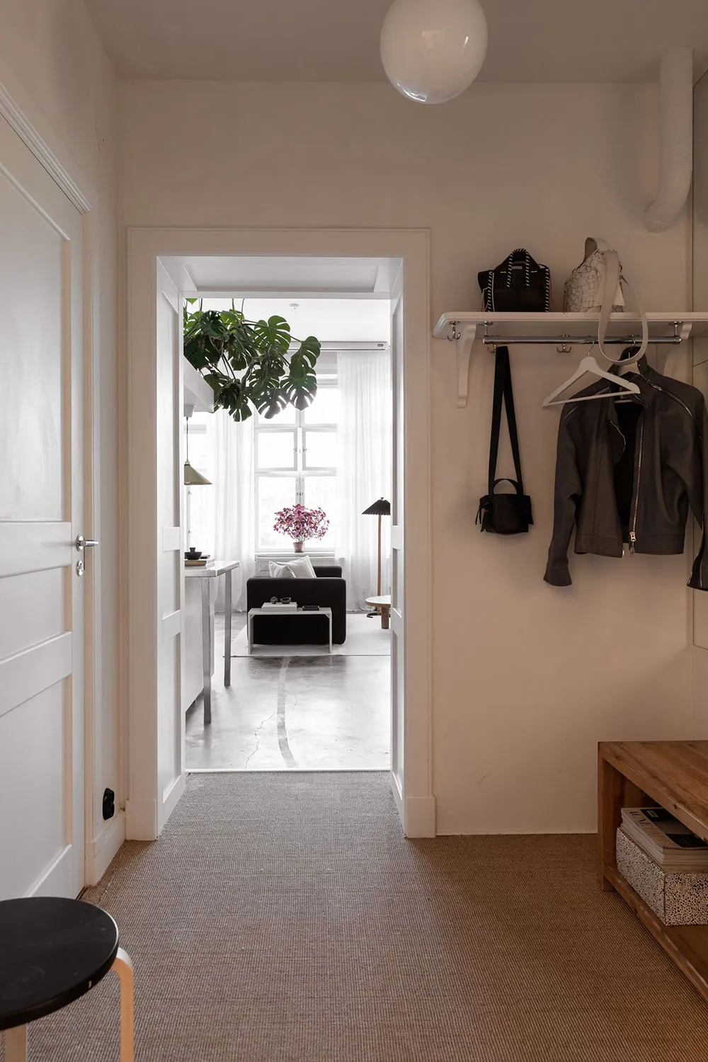 Светлый лофт в Стокгольме, который кажется больше, чем есть на самом деле - Gallery image 18