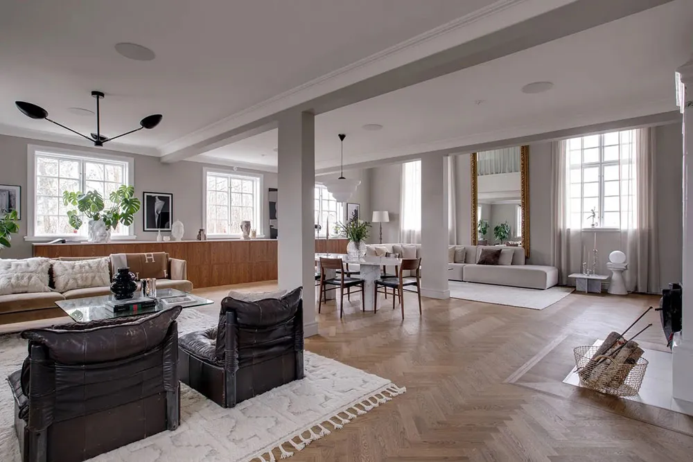 Zweiter Licht und elegantes Design: Überraschender Interior eines ländlichen Kottedgs in Schweden - Gallery image 6