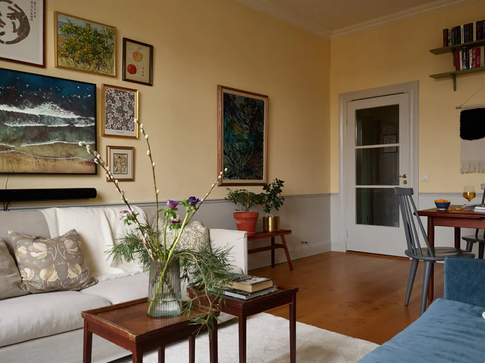 Urocza szwedzka kwatera z żółtą salą - Gallery image 3