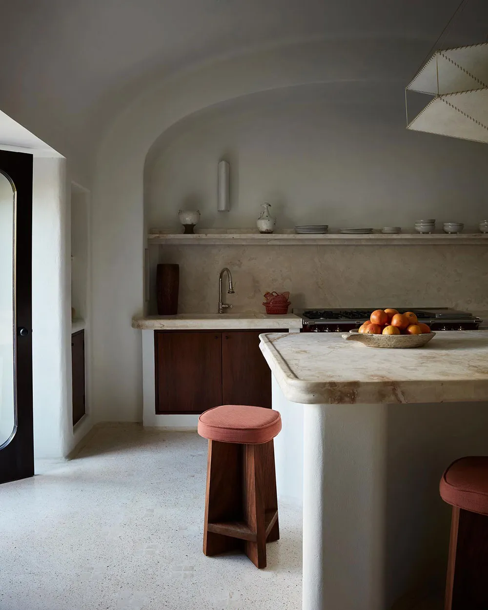 Mar de estética en las nuevas obras del fotógrafo Stephen Kent Johnson - Gallery image 4