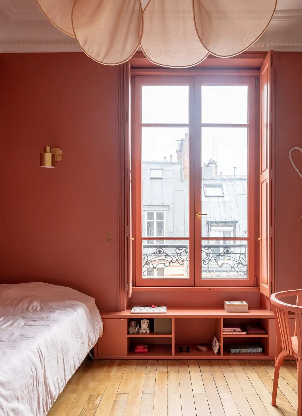 Арки и оттенки зелёного: квартира в Париже - Gallery image 20