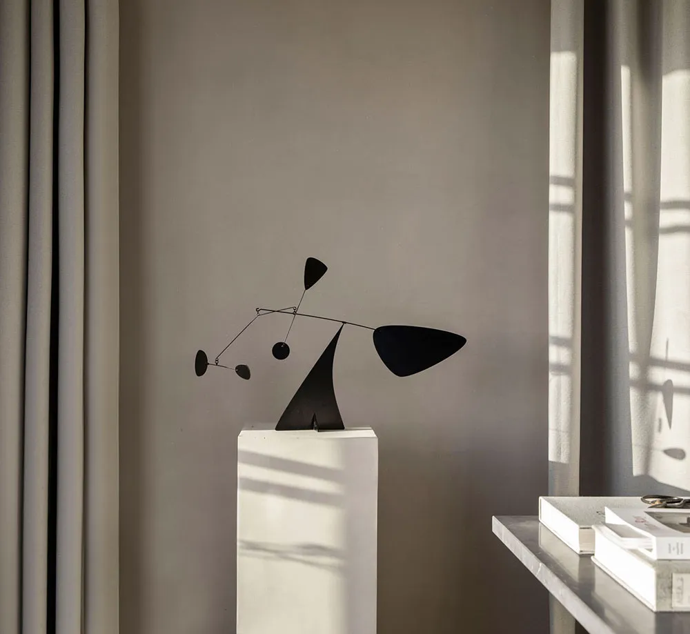 Sculptural Decor and Quiet Elegance: Countryside Cottage Designer in Denmark - 22
