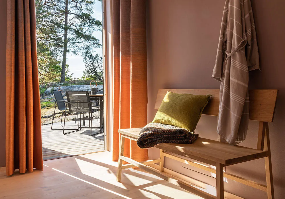 Glass Walls, Spacious Terrace, and Private Pier: Lake House in Sweden - Gallery image 11