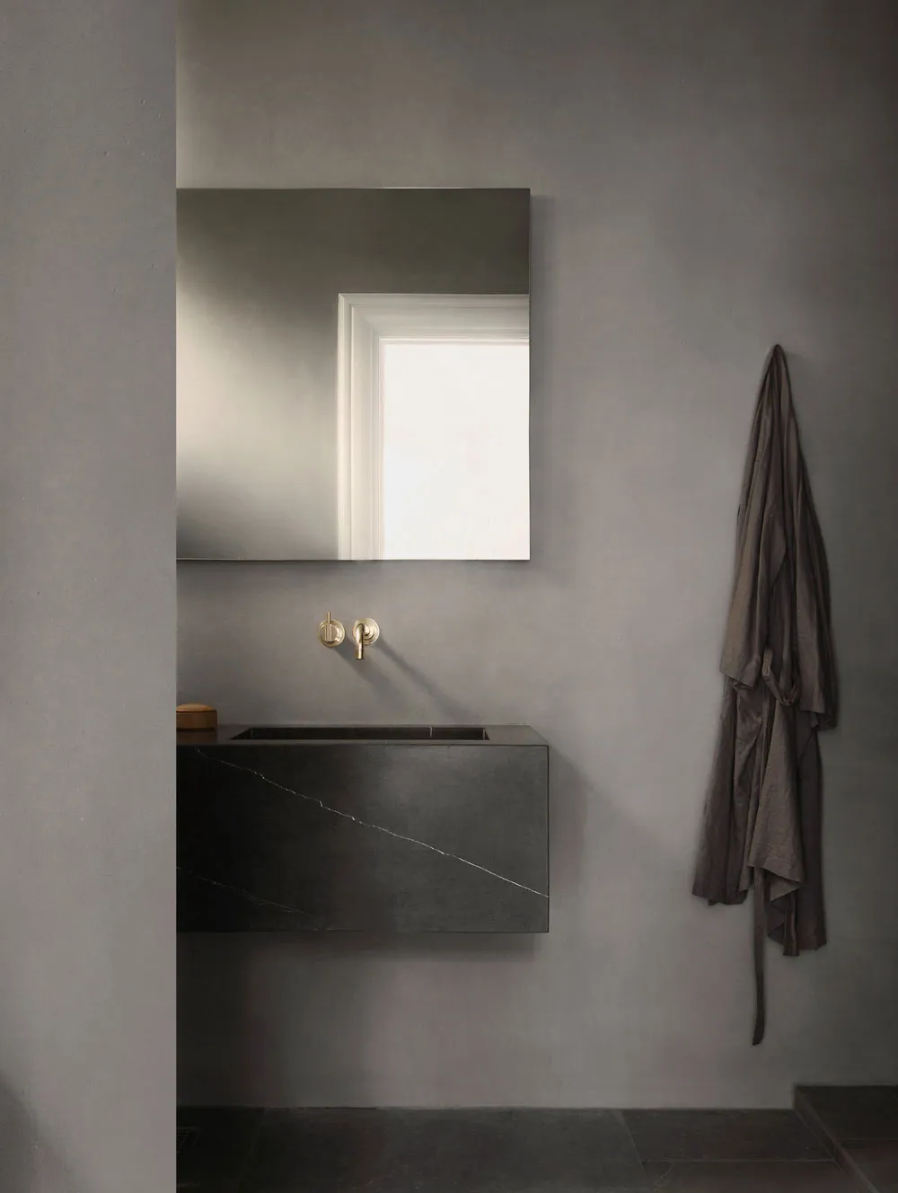 Sculptural Decor and Quiet Elegance: Countryside Cottage Designer in Denmark - 25