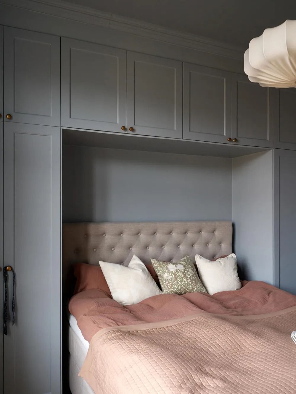 Urocza szwedzka kwatera z żółtą salą - Gallery image 12