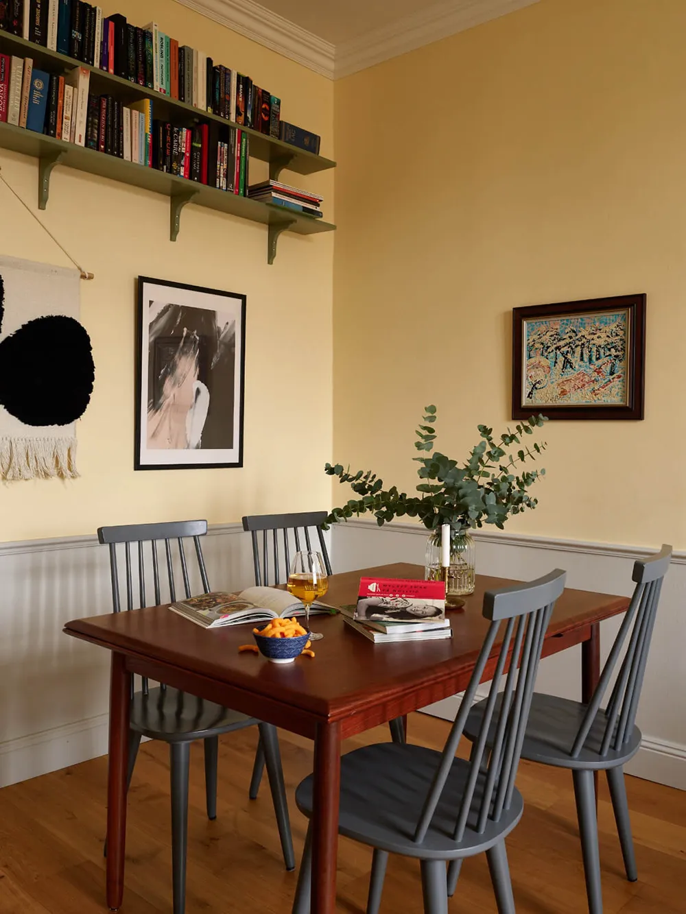 Urocza szwedzka kwatera z żółtą salą - Gallery image 4