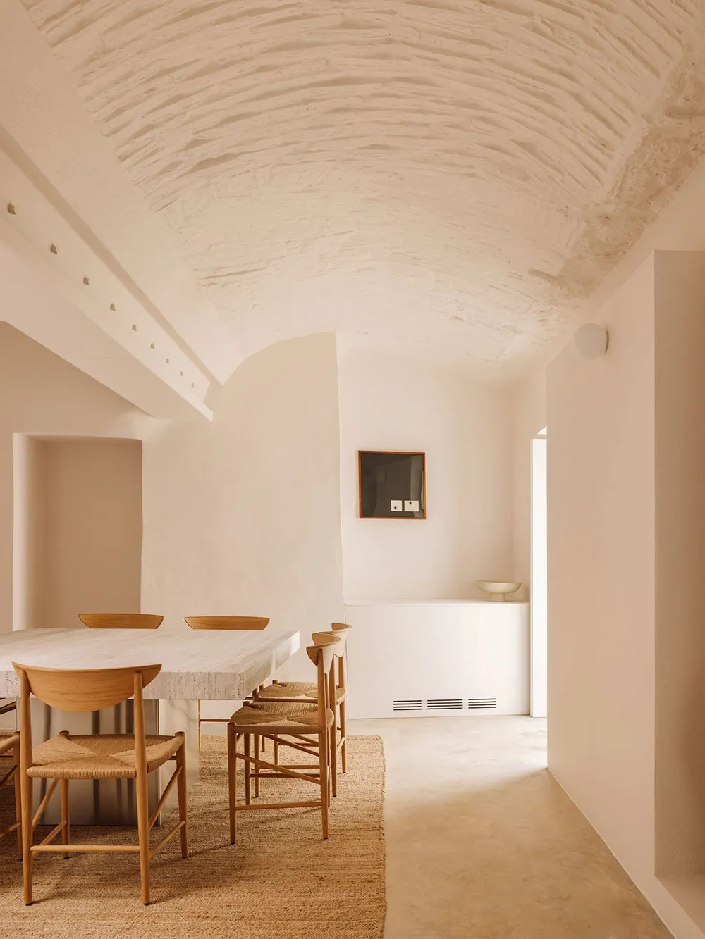 Design moderne avec respect pour le passé : la maison d'hôtes Casa Quatro au Portugal - Gallery image 3