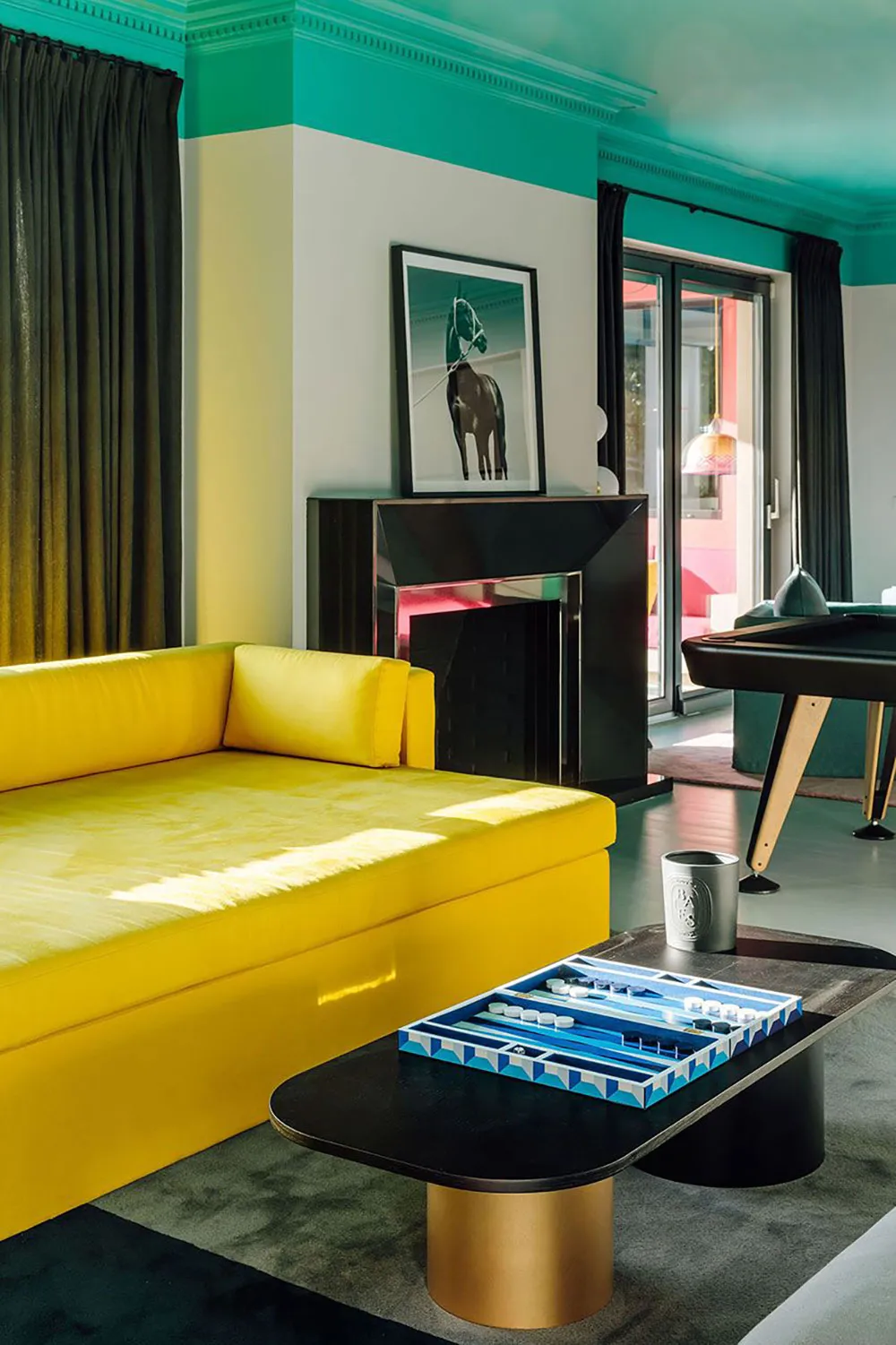 Fuerza del color: un interior extravagante en Portugal - Gallery image 6