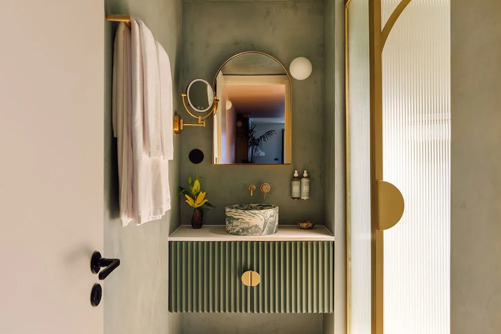 Appart-hôtel lumineux et stylé dans un bâtiment historique à Lisbonne - Gallery image 11