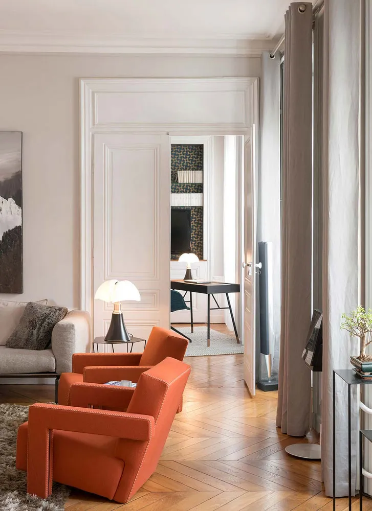 Une magnifique appartement parisien avec un décor classique élégant - Gallery image 8