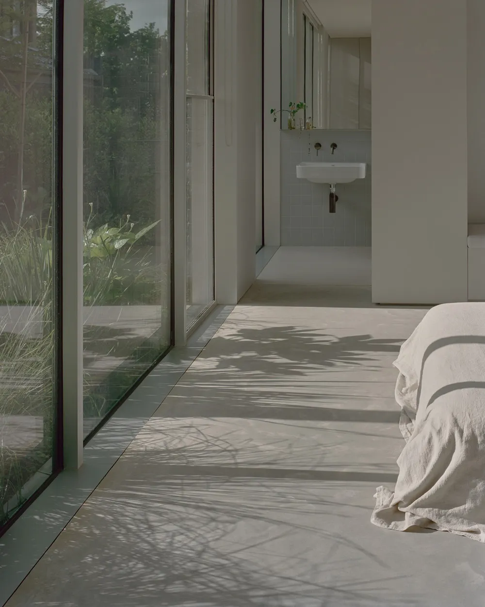 Uroczy minimałizm jednopoziomowego ceglanyego domu w Melbourne - Gallery image 10