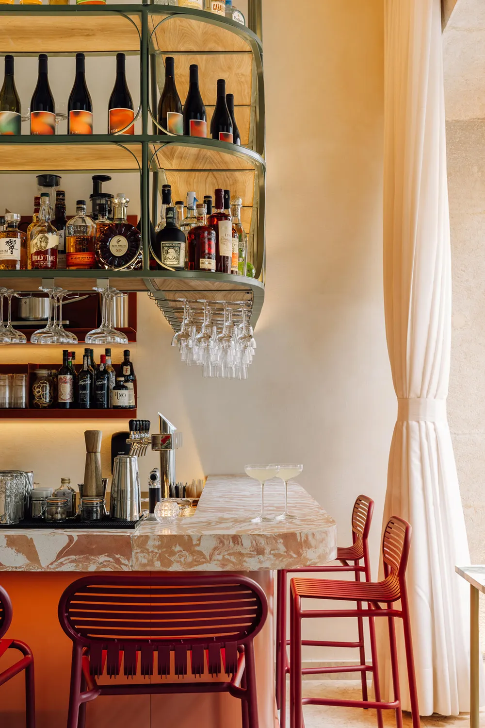 Appart-hôtel lumineux et stylé dans un bâtiment historique à Lisbonne - Gallery image 20