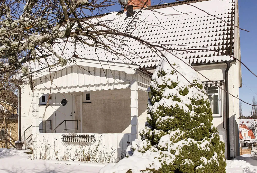 Eleganckie i ciepłe wnętrza szwedzkich kottedży - Gallery image 13