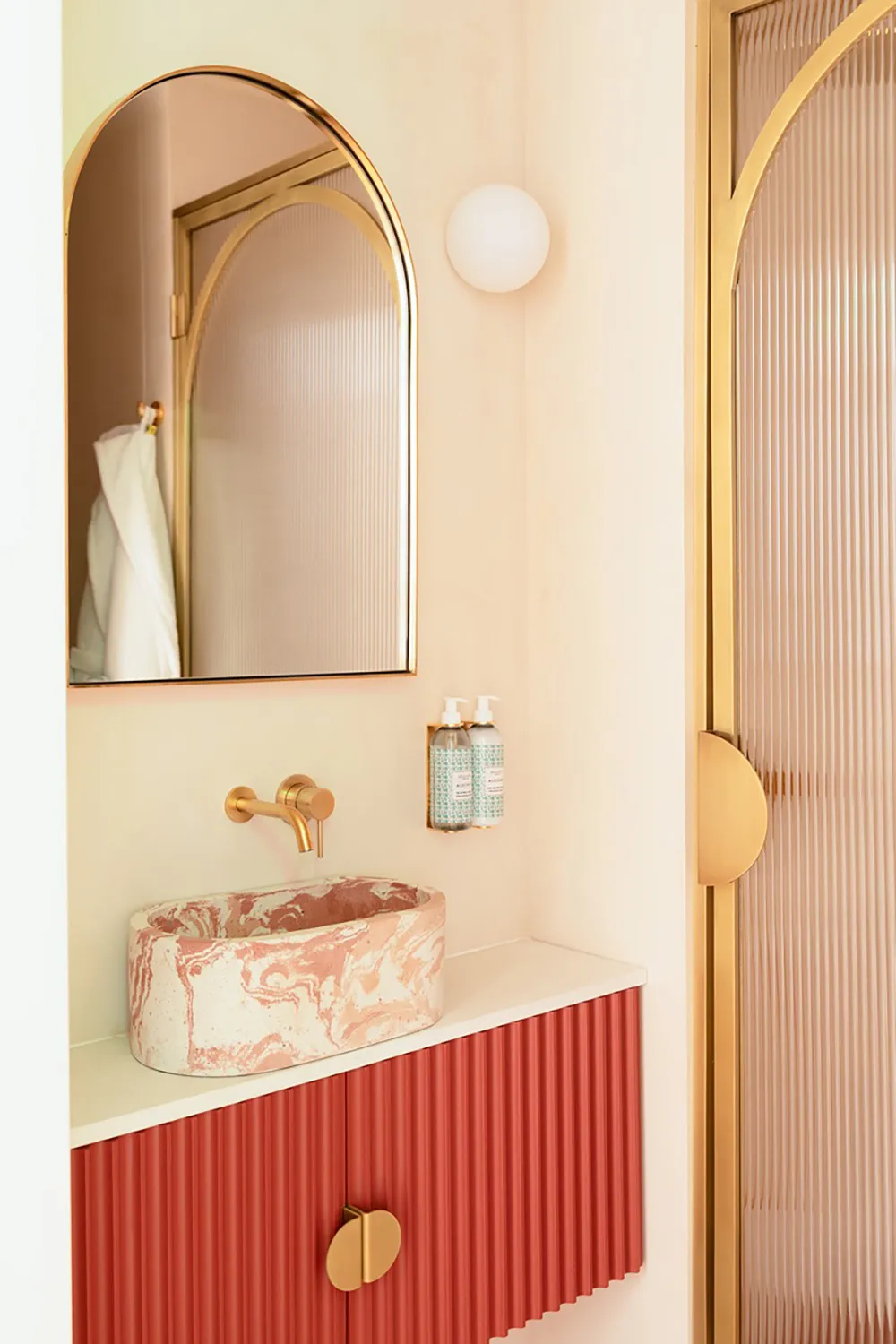 Appart-hôtel lumineux et stylé dans un bâtiment historique à Lisbonne - Gallery image 19