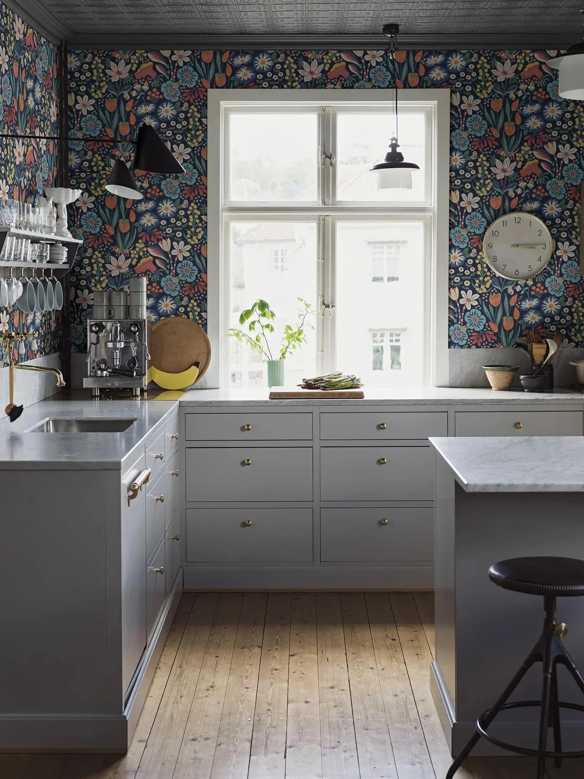 El asombroso mundo de patrones coloridos en las nuevas colecciones de Boras Tapeter - Gallery image 2