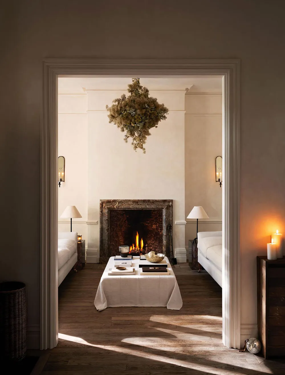 Féerie éthérée et élégance intemporelle : Collection de Noël Zara Home - Gallery image 10