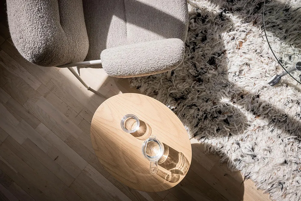 Außergewöhnlich farbenfrohe Farben im skandinavischen Interieur einer schwedischen Wohnung (81 qm) - Gallery image 2