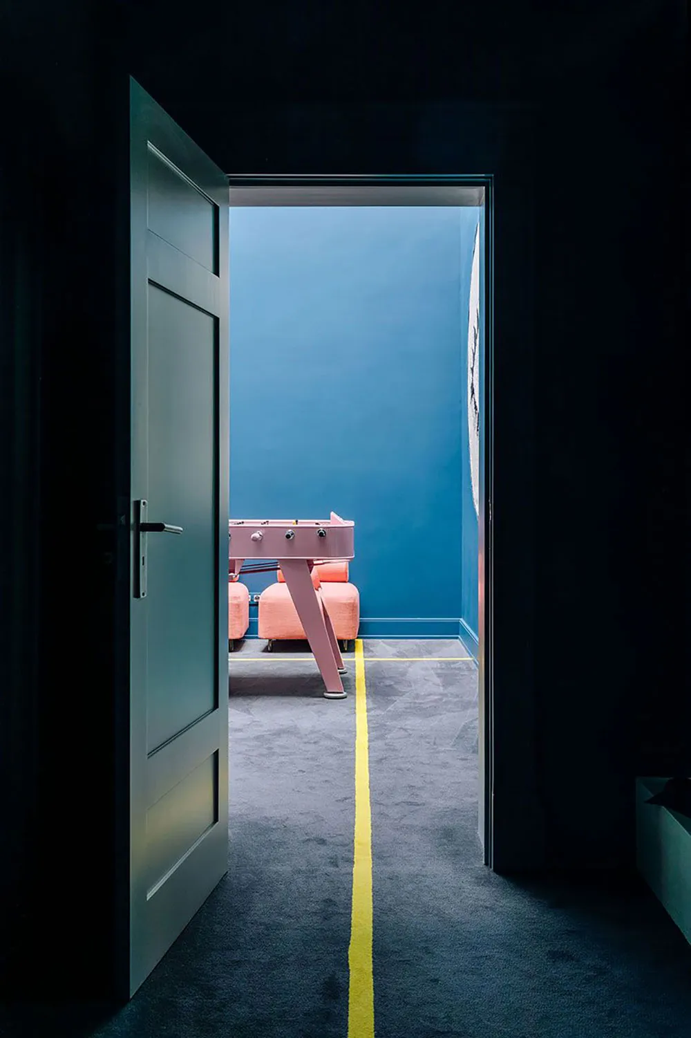 Fuerza del color: un interior extravagante en Portugal - Gallery image 11