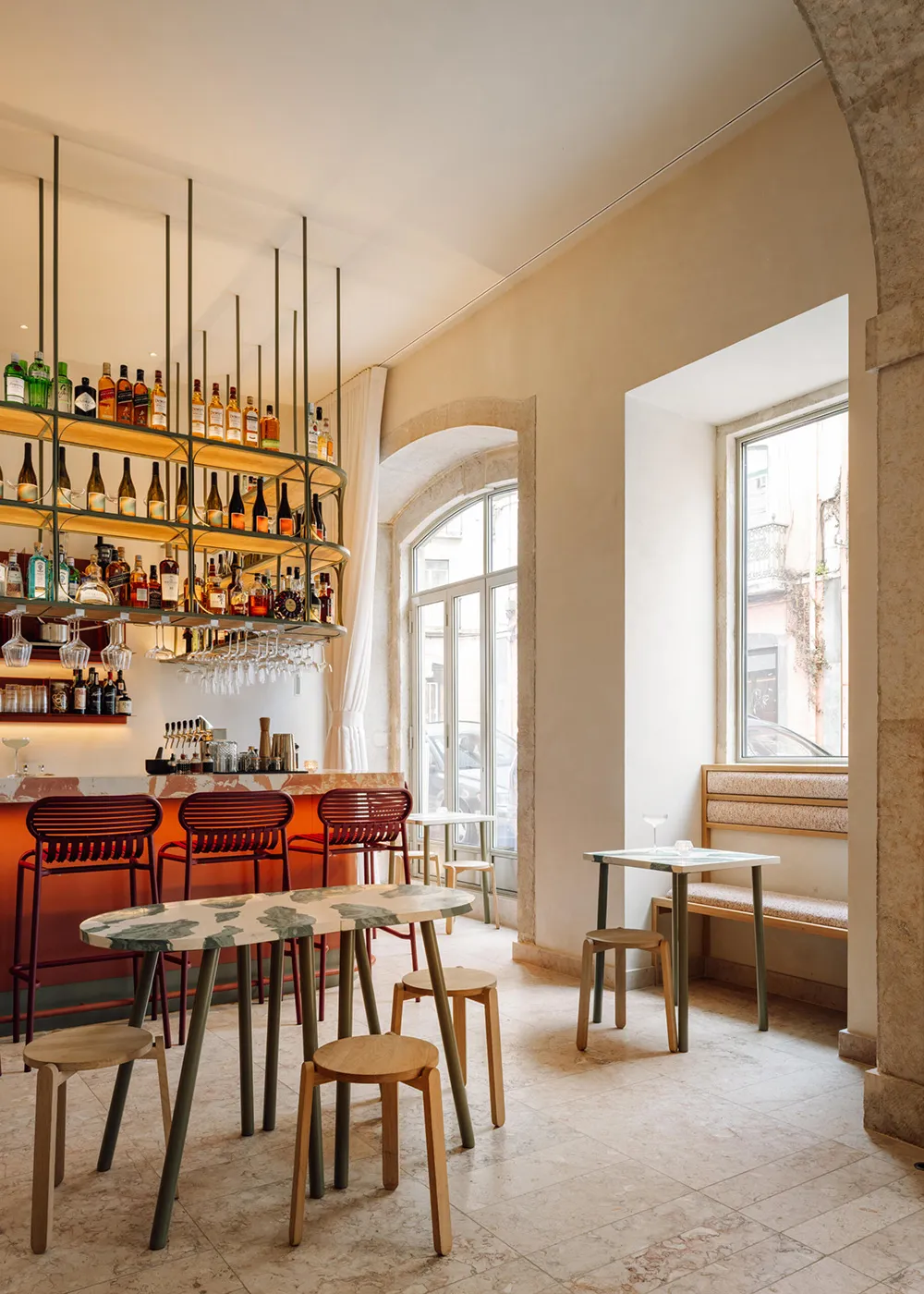 Appart-hôtel lumineux et stylé dans un bâtiment historique à Lisbonne - Gallery image 21