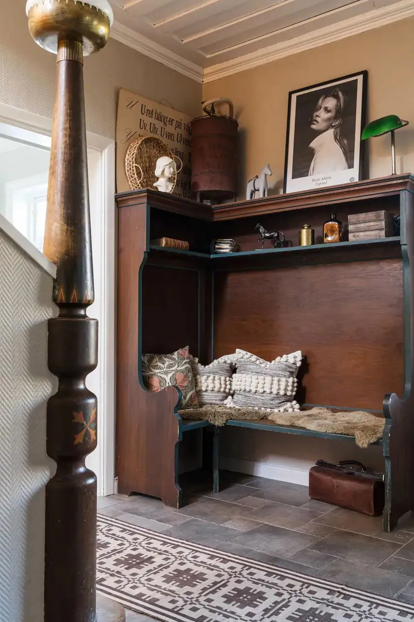 Желтый экстерьер и цветочные обои внутри: душевная дача в Швеции - Gallery image 10