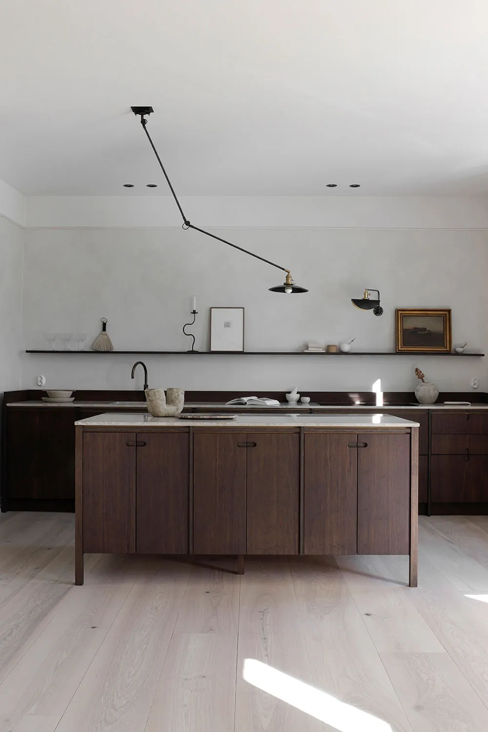 Elegancki minimalizm dla młodej rodziny z dziećmi w Oslo - 5