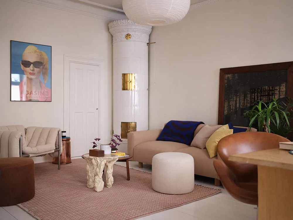 Mueble extravagante y escritorio de oficina en lugar de mesa de comedor: diseño inesperado en Estocolmo (49 m²) - Gallery image 4