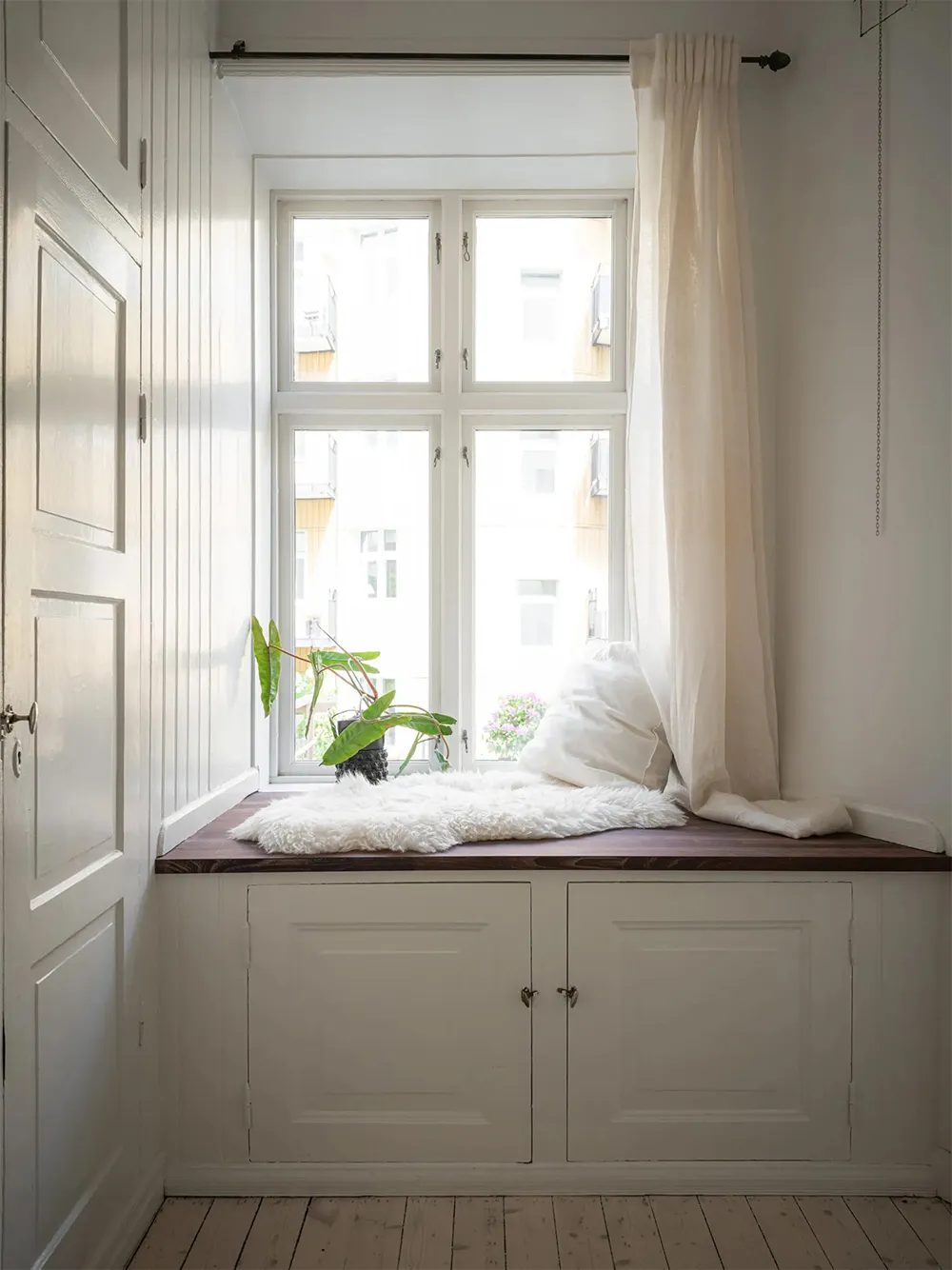 Мягкие пастельные оттенки в дизайне элегантной квартиры в Гётеборге - Gallery image 20