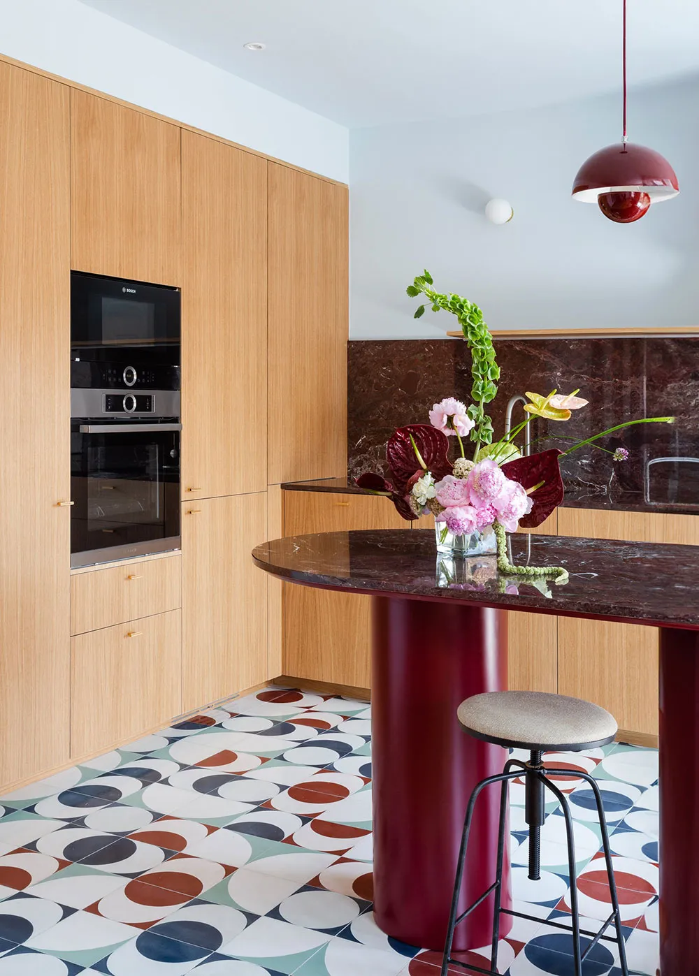 Leuchtende Kacheln im Design einer amerikanischen Paar in Madrid - Gallery image 1