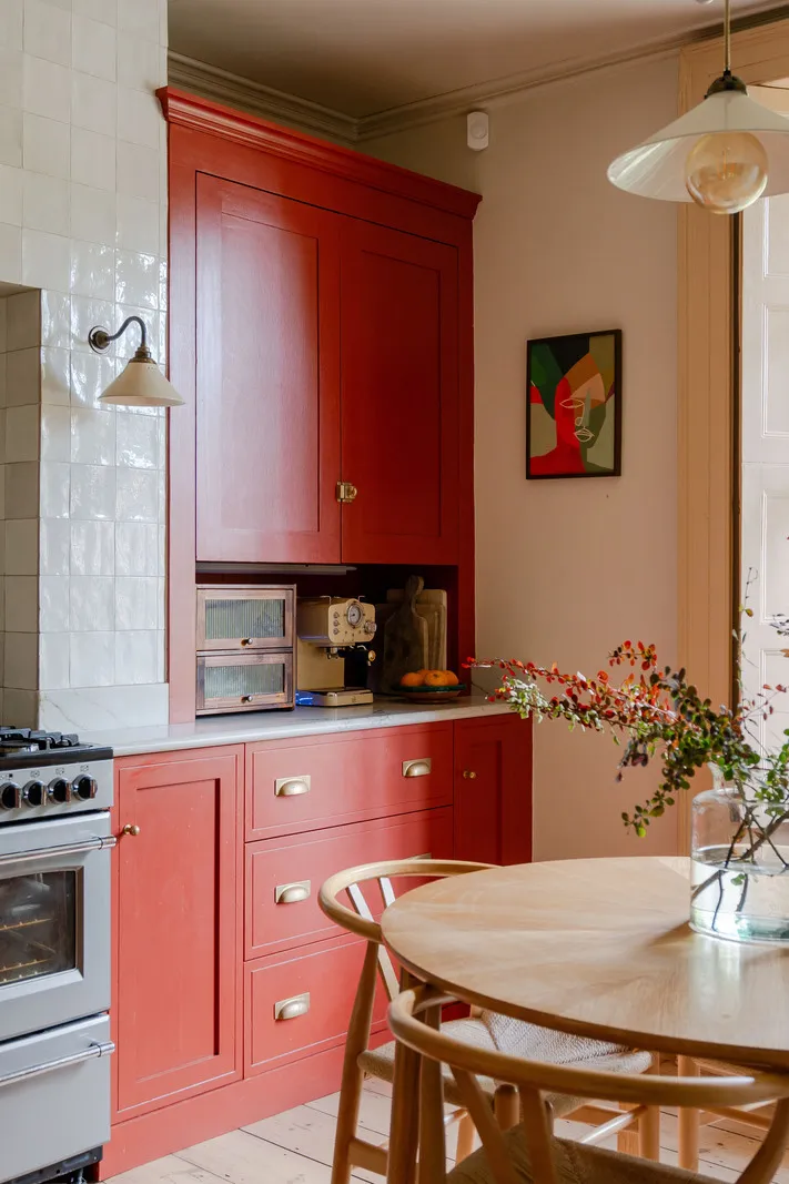 केंट काउंटी में स्थित एक घर का नरम एवं रंगीन आंतरिक भाग - Gallery image 7