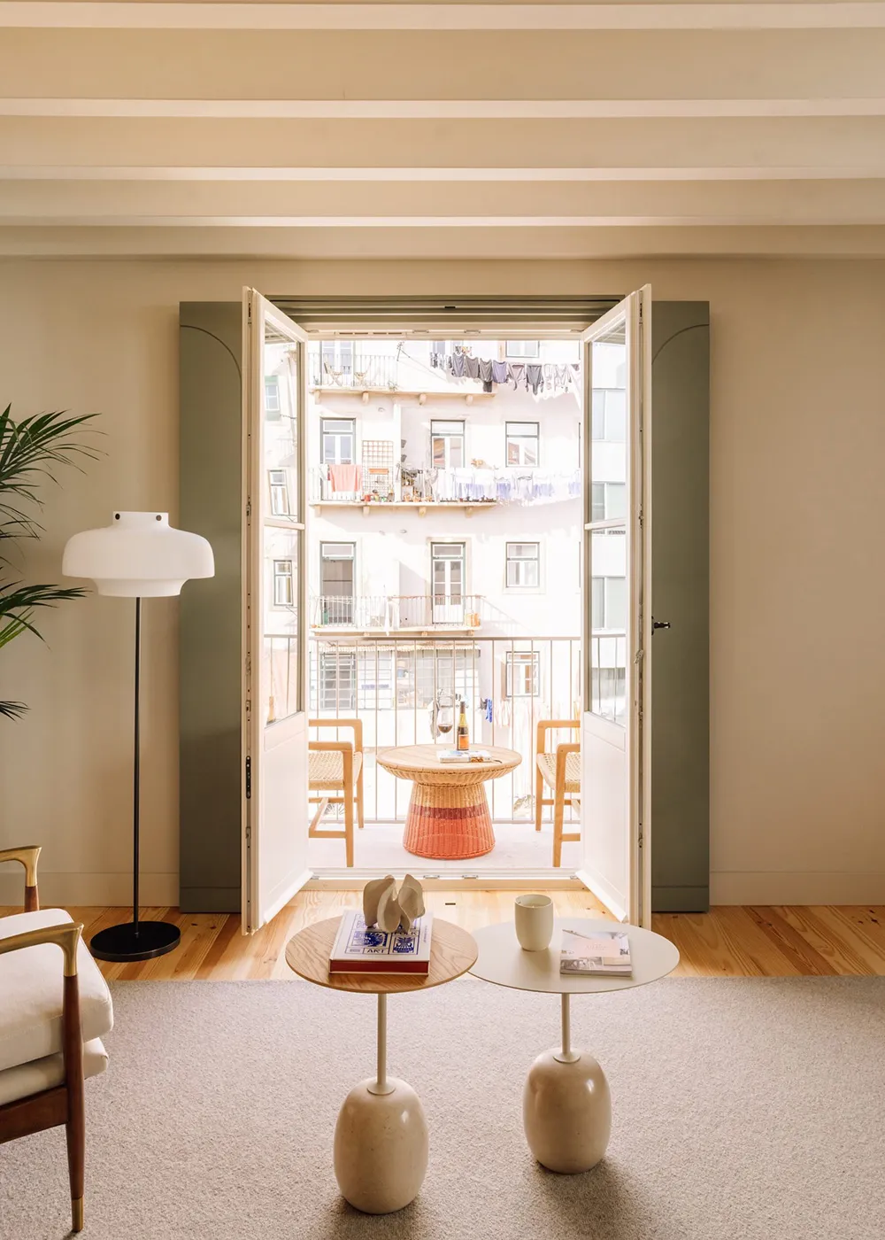 Appart-hôtel lumineux et stylé dans un bâtiment historique à Lisbonne - Gallery image 2