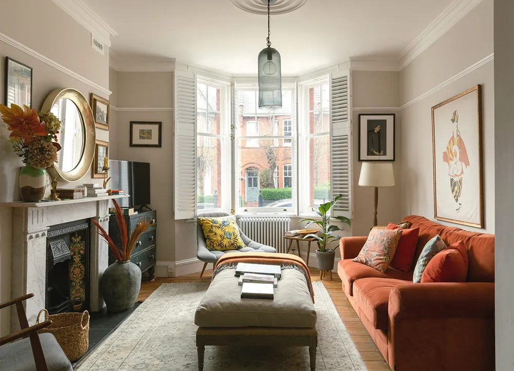 Color and Pattern: Bright Family Home in London - Gallery image 2