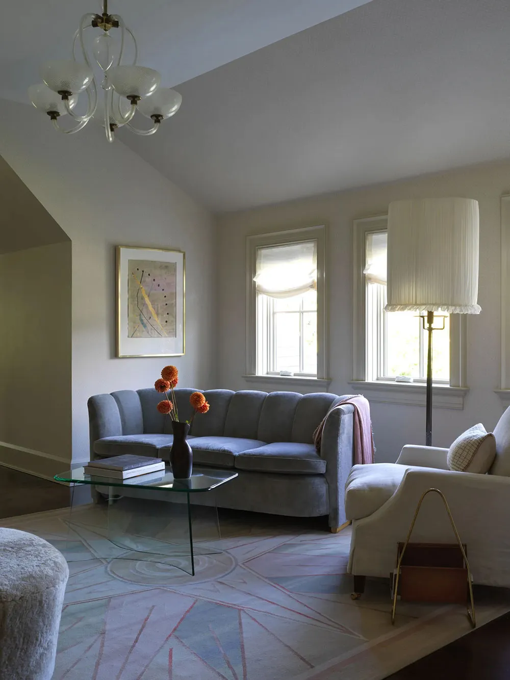 Intérieur traditionnel élégant dans une gamme moderne intéressante à Long Island - Gallery image 14