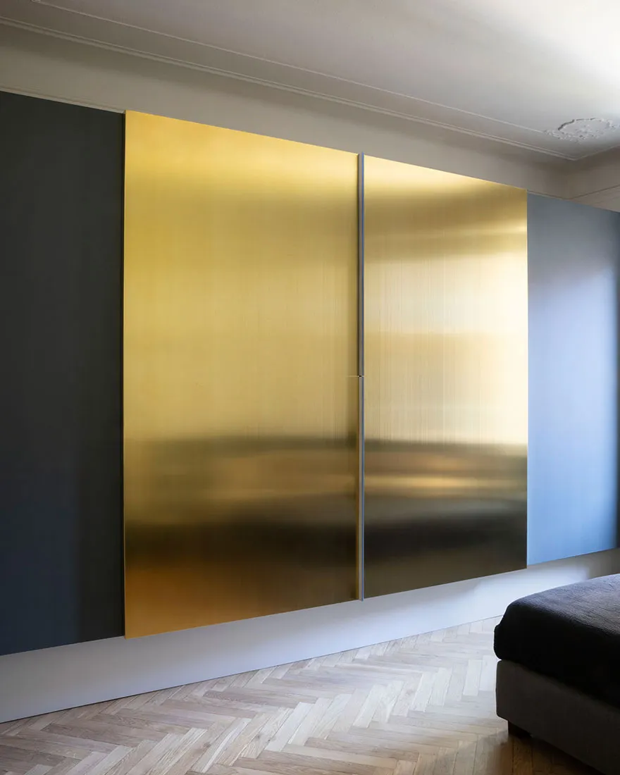 Modna kwatera w spokojnych tonach dla dziennikarza w Mediolanie - Gallery image 12