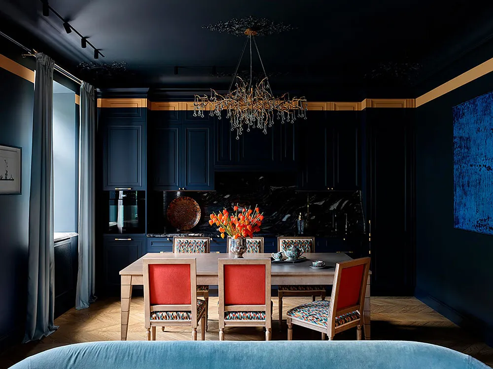 Niesamowity интерьер w nasycenych kolorach w centrum Moskwy - Gallery image 2