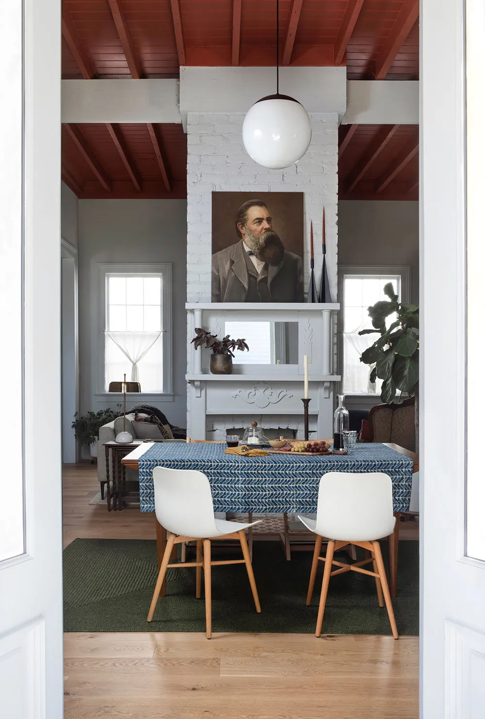 Urocze odbudowywanie pięknej historycznej domu z balkonem w Nowym Orleanie - Gallery image 5