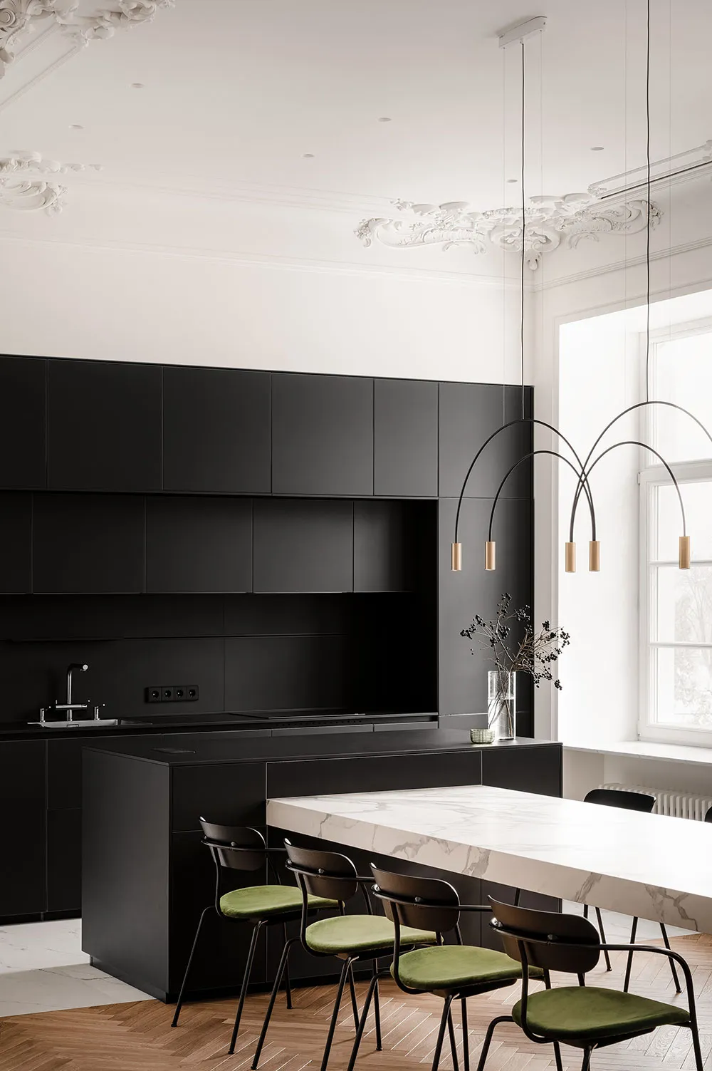 キーウにある壮麗な近代的古典建築 - Gallery image 1