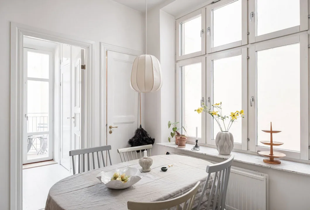 Ziegelsteinwand als Hauptakzent im Design einer Wohnung in Schweden - Gallery image 12