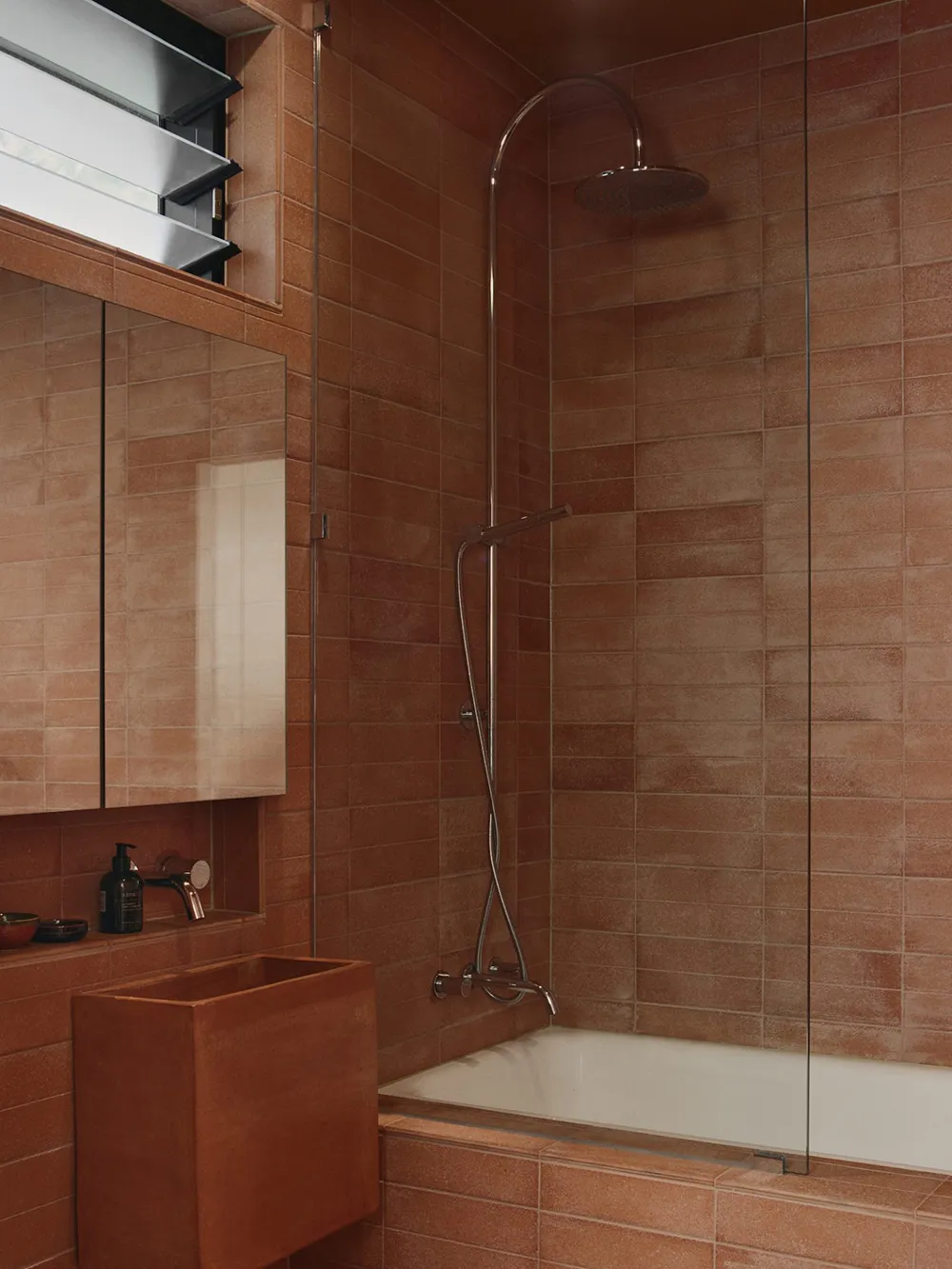 Як відпочивають дизайнери: затишна дача Christina Symes - Gallery image 11