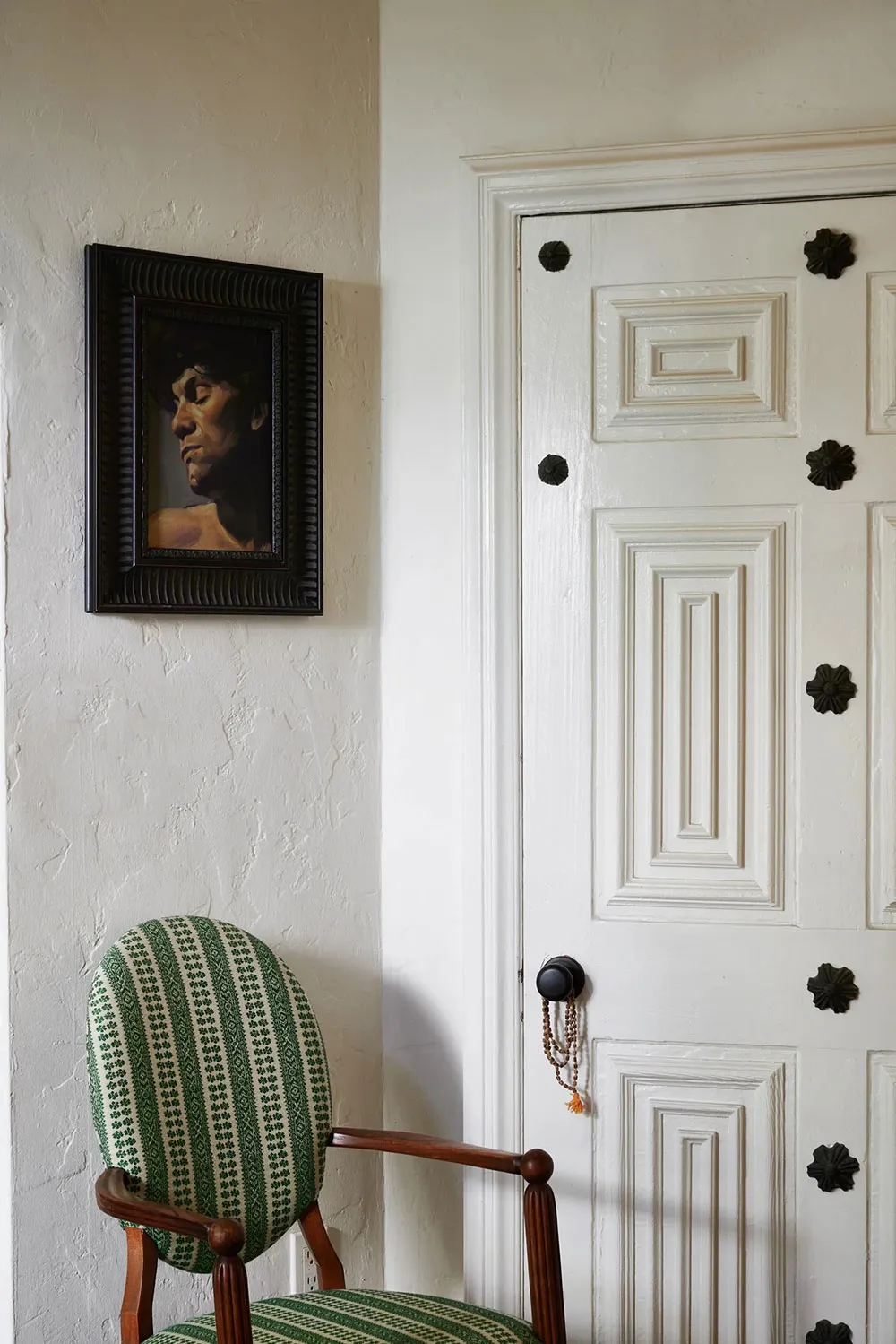 Уютная одноэтажная вилла с балками и винтажной мебелью - Gallery image 11