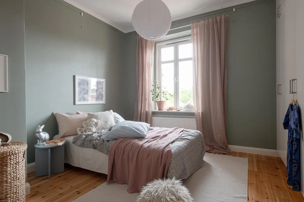 Salle de séjour en terre cuite et cuisine fraîche : appartement à Göteborg - Gallery image 29