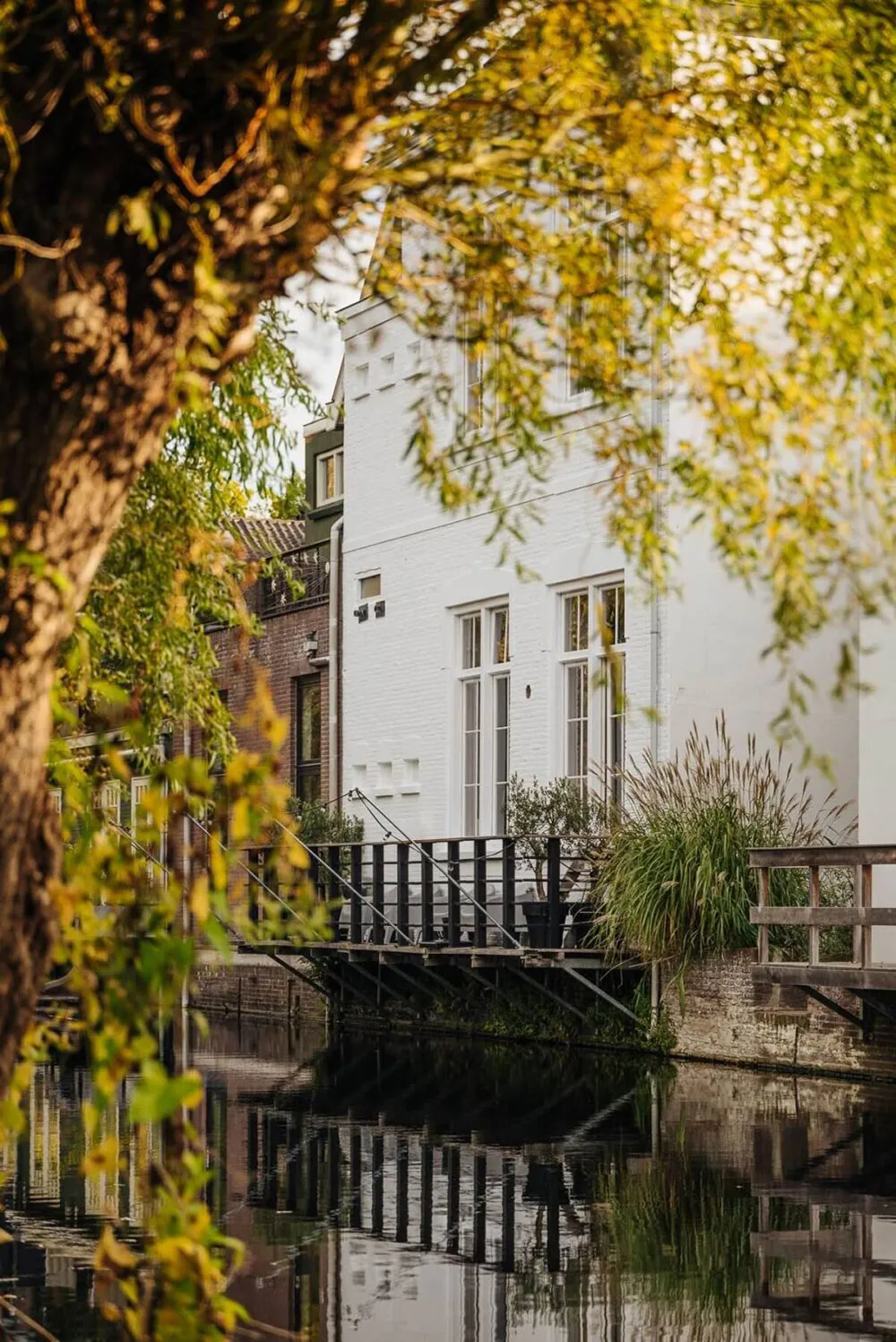 Black floors, white ceilings: amazing house in former school building in Netherlands - Gallery image 30