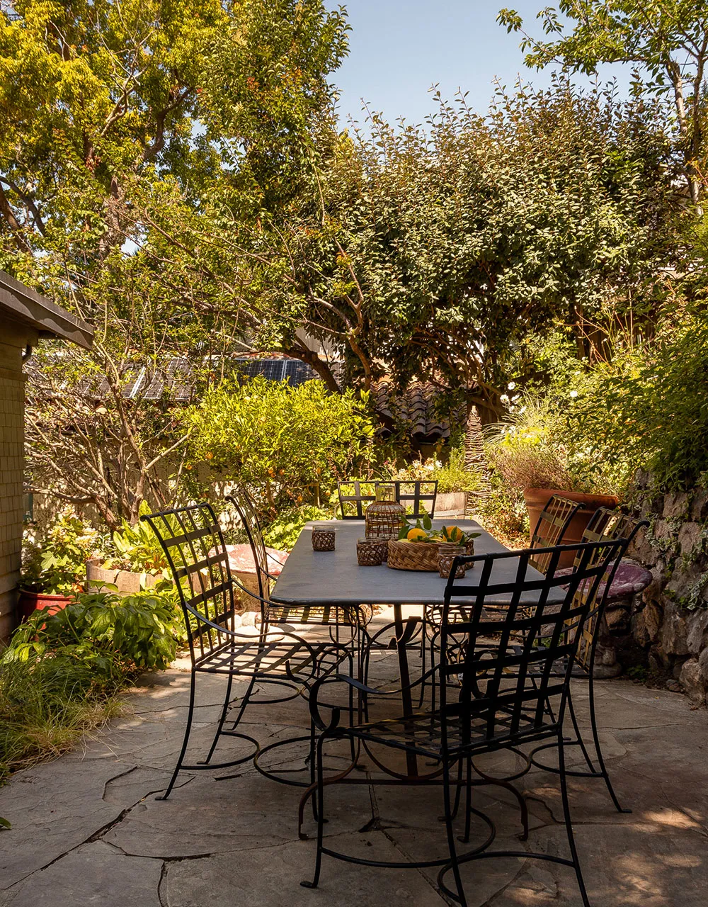 कैलिफोर्निया में स्थित एक 1910 में बनी कॉटेज का सुंदर नवीनीकरण - Gallery image 34