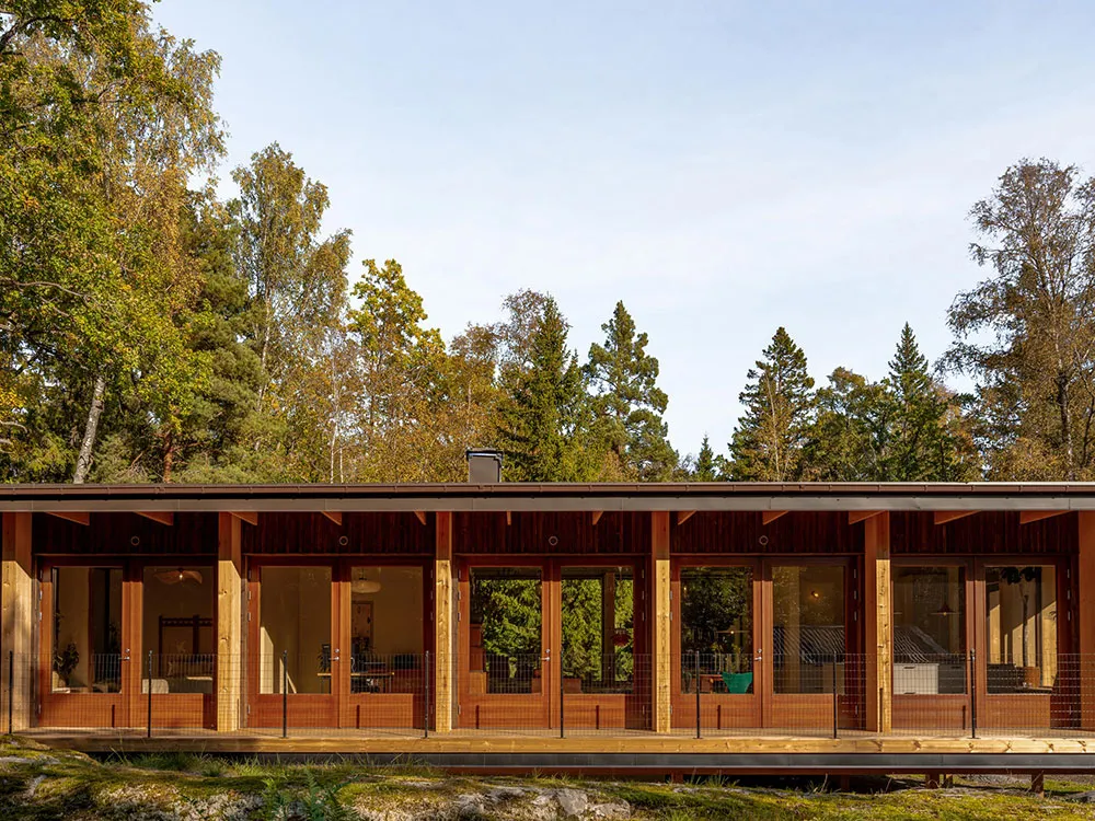 Wärme aus natürlichen Holz: gemütlicher moderner Feriendom in Schweden - Gallery image 29