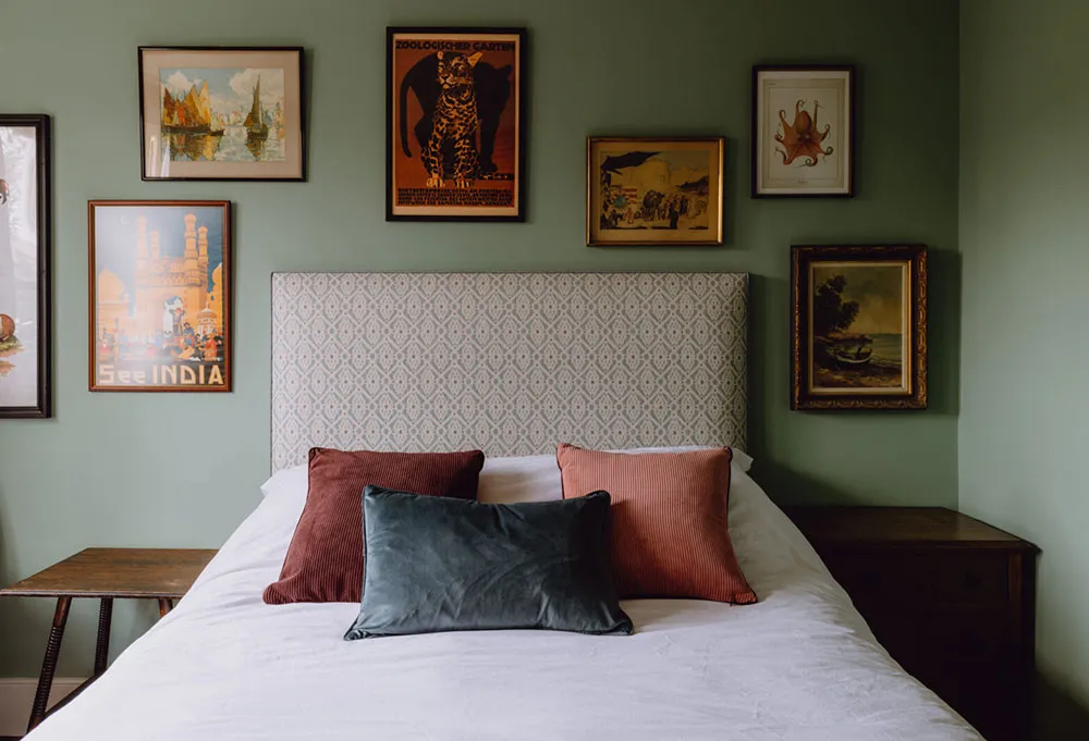 Gusto para los ojos: un townhouse histórico con interiores en paleta de colores intensos en Londres - Gallery image 18