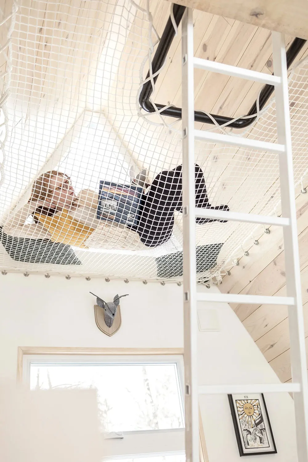 Raj dla introverta: piękny domek w kształcie litery A w kanadyjskim lesie - Gallery image 14