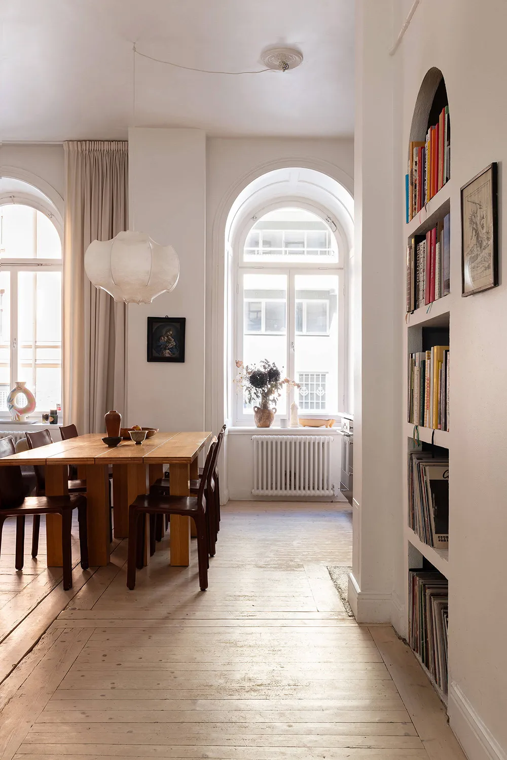 Творческі нотки в інтер'єрі квартири з високими стелями в Стокгольмі (60 кв. м) - Gallery image 5