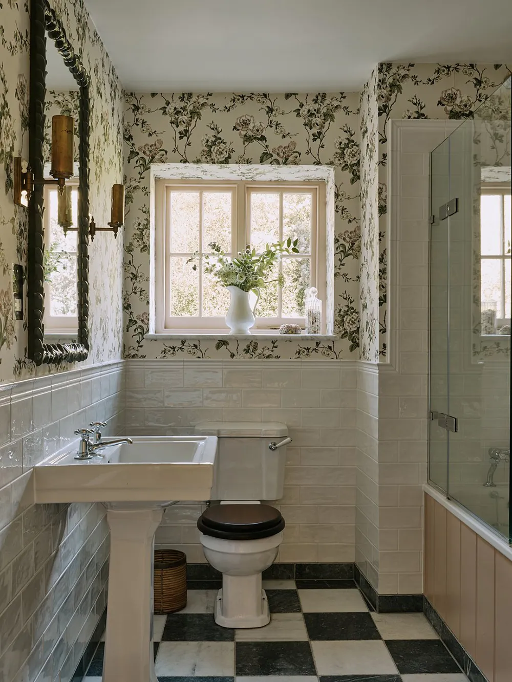 Notes marines légères dans le design d'un cottage anglais - Gallery image 18