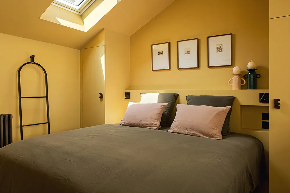 Petite appartement avec plafond vitré à Paris (40 m²) - Gallery image 9