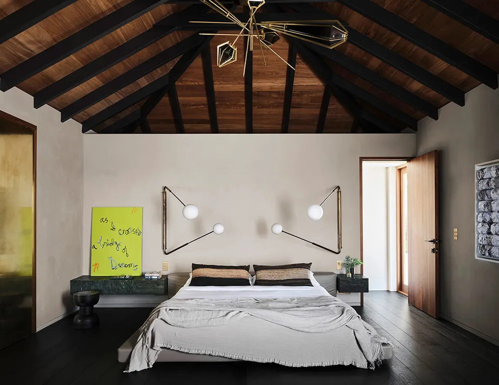 Dramatic Design with Black Accents on a Caribbean Island - Gallery image 12